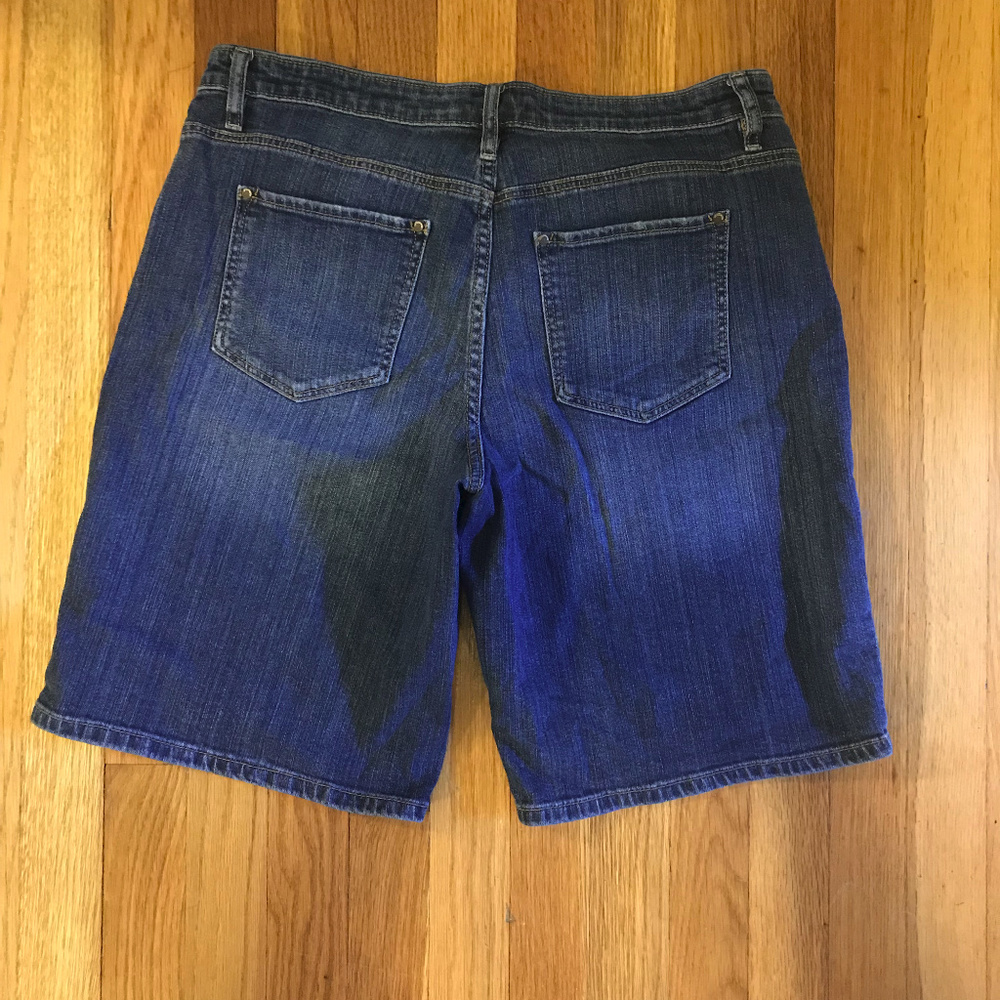 Liz Claiborne City Fit short sz 8